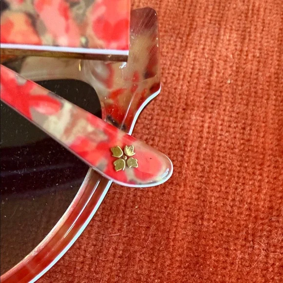 Patricia Nash Red Floral Sunglasses - Picture 3 of 5